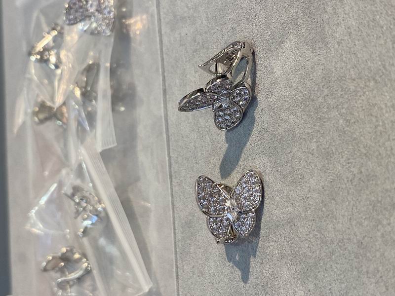 Van Cleef & Arpels ring 03lyh30 (1)