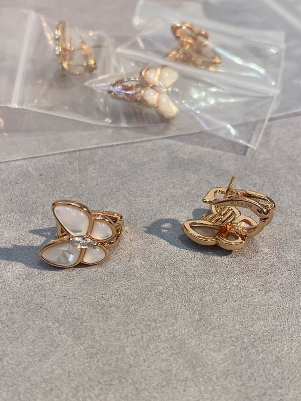 Van Cleef & Arpels ring 03lyh30 (5)