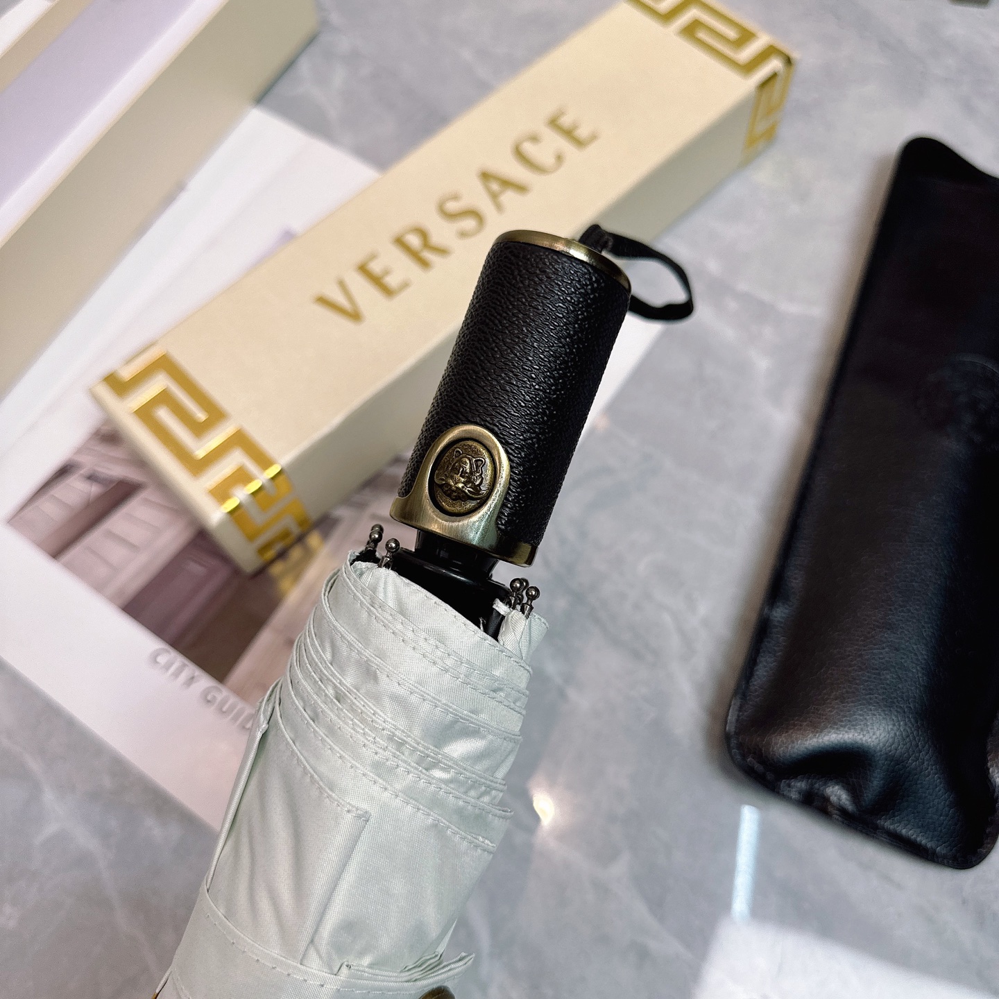 Versace Umbrella E (11)