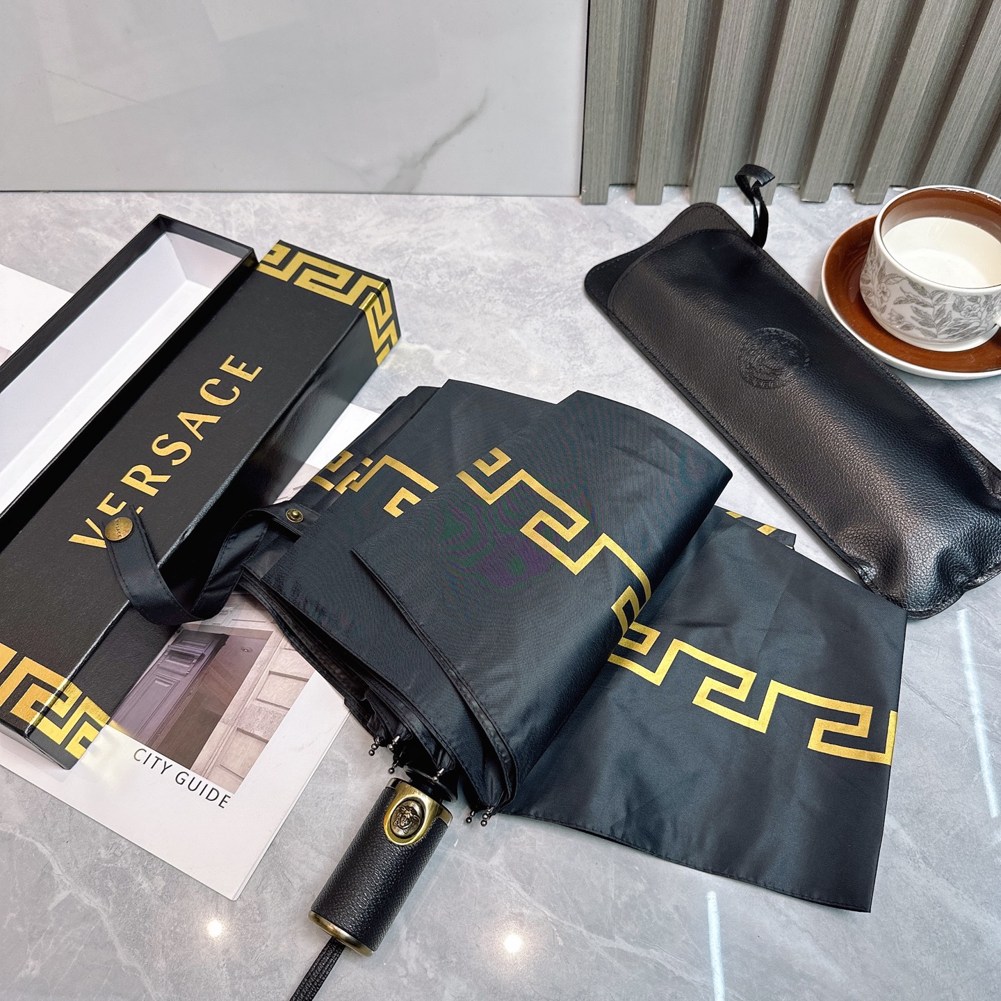 Versace Umbrella E (3)