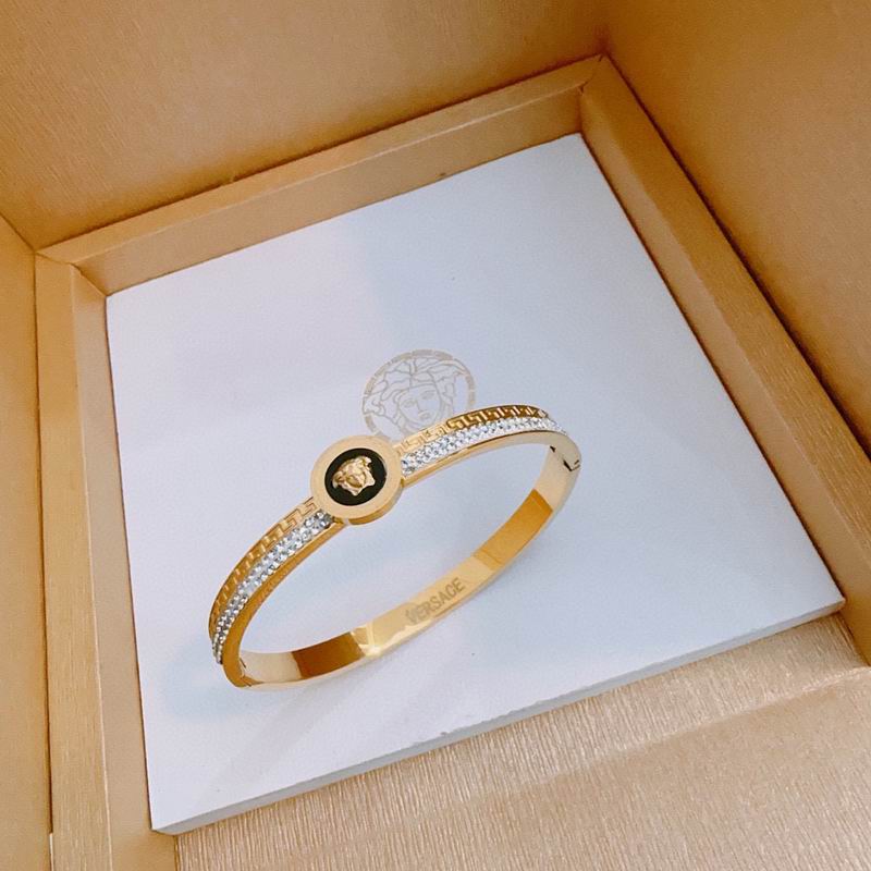 Versace bracelet 01yxh01 (6)