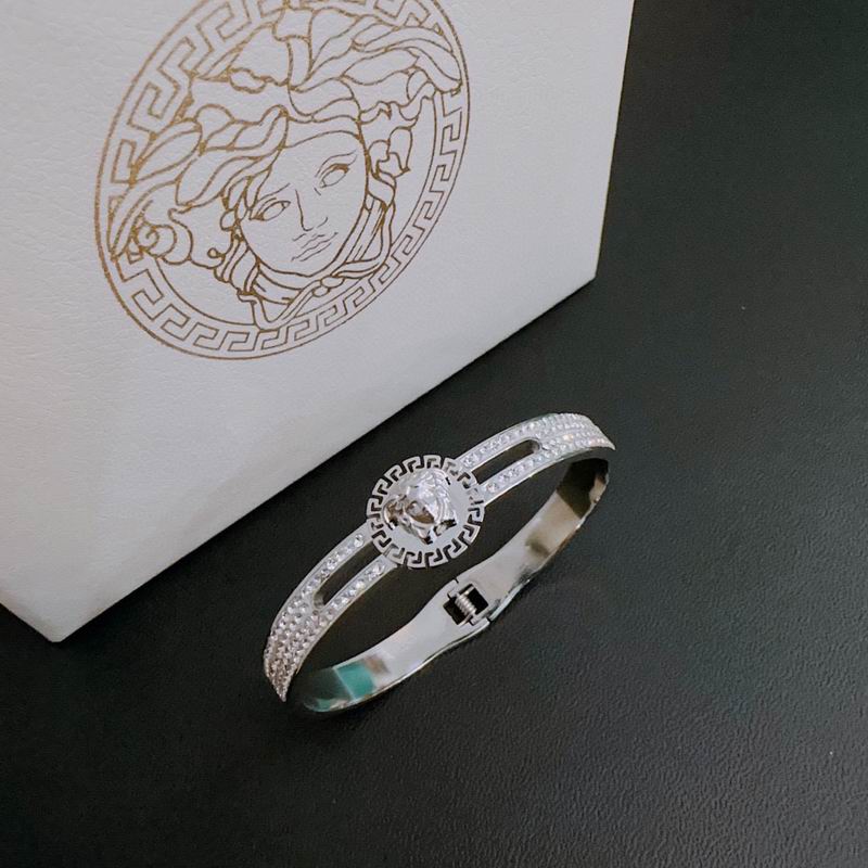 Versace bracelet 01yxh04 (3)