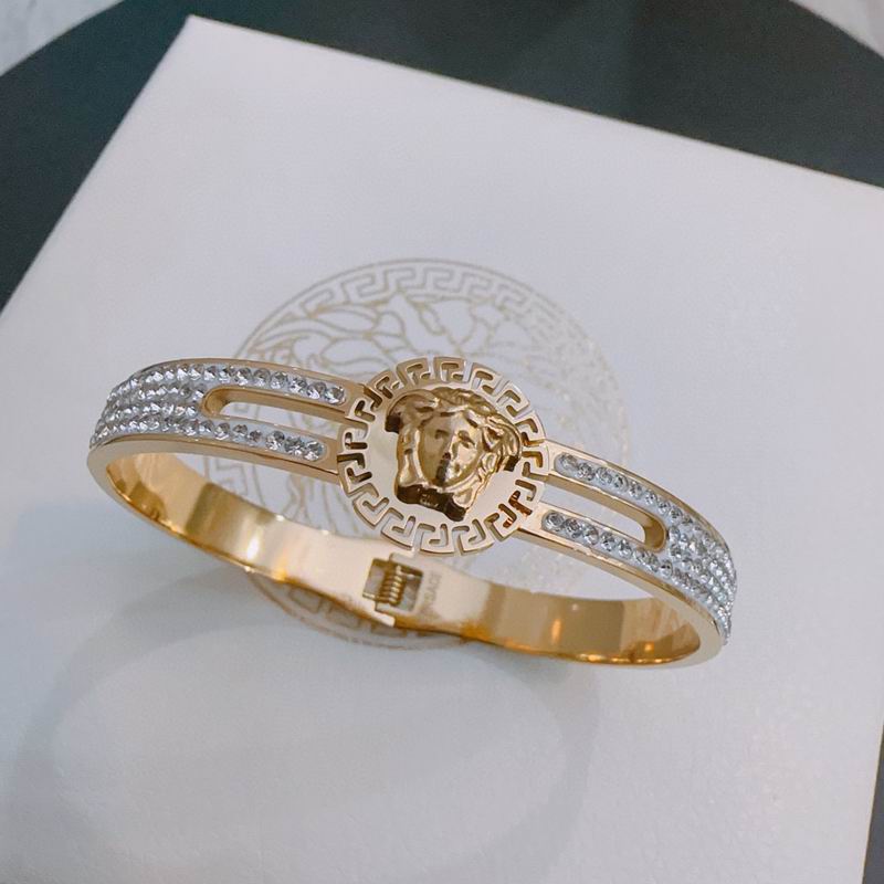 Versace bracelet 02yxh06 (5)