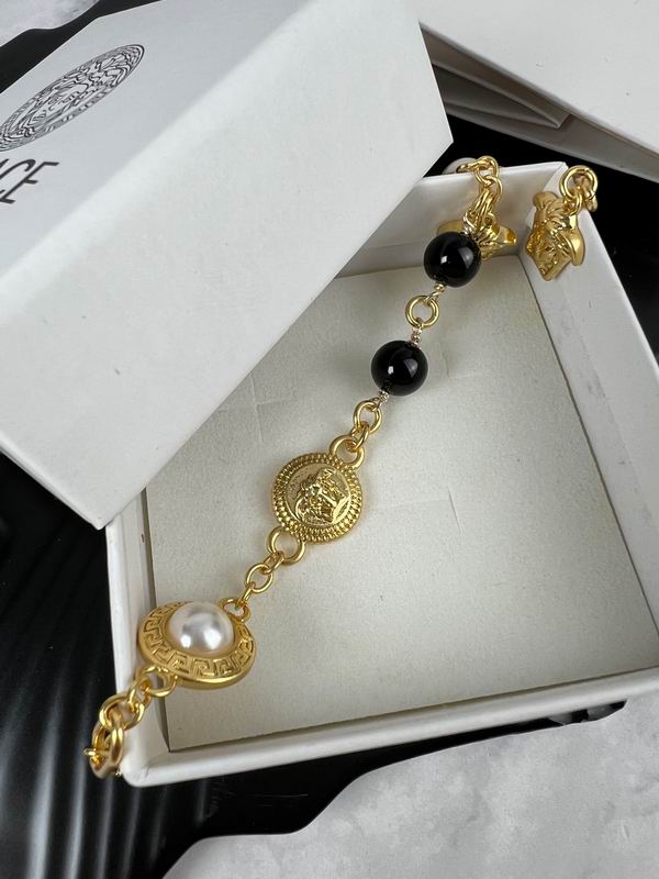 Versace bracelet 02yxh10 (4)