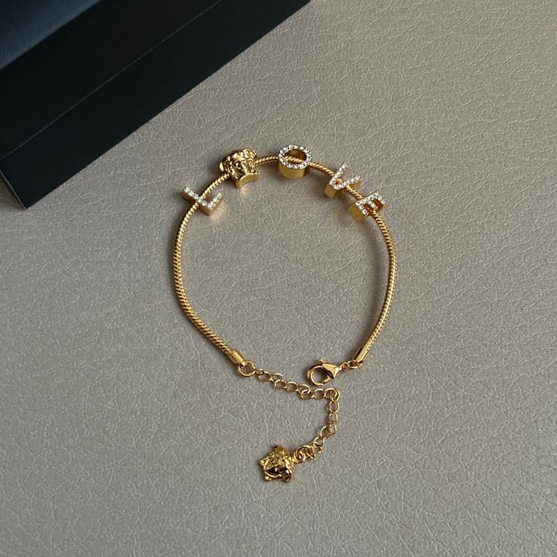 Versace bracelet 03yxh15 (6)
