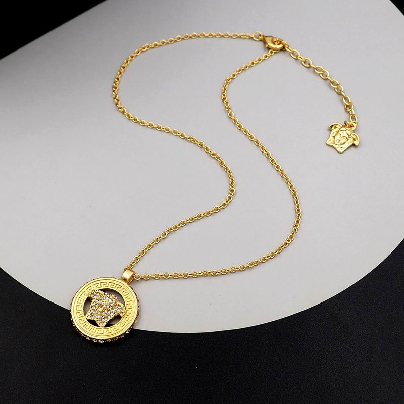 Versace necklace 02yxh175 (1)