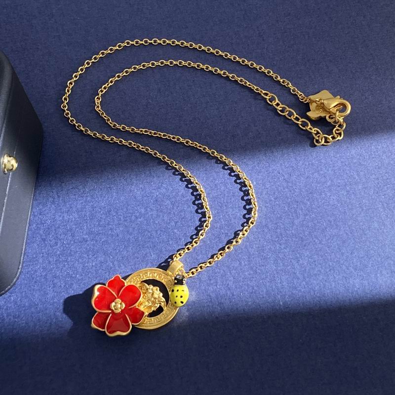 Versace necklace 02yxh176 (6)
