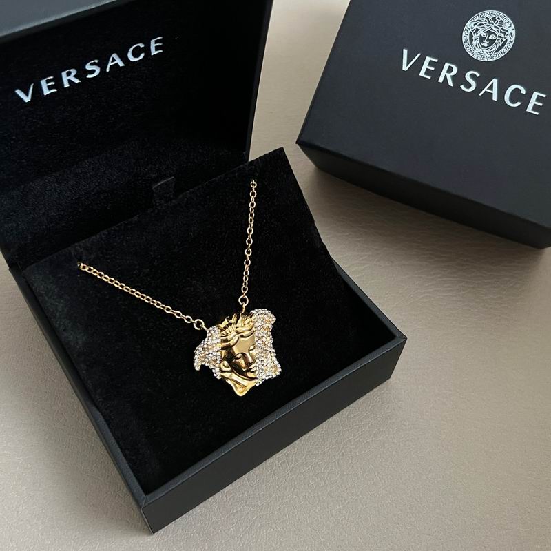 Versace necklace 03yxh178 (1)