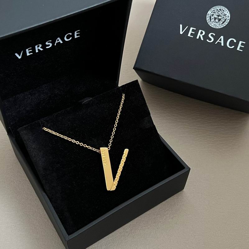 Versace necklace 03yxh180 (1)
