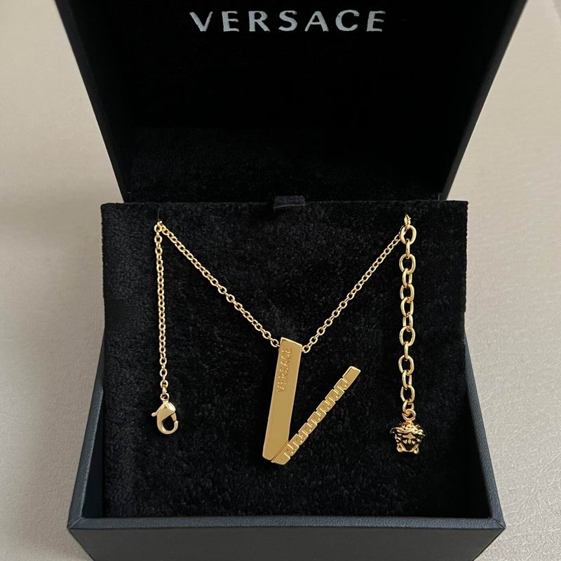 Versace necklace 03yxh180 (2)