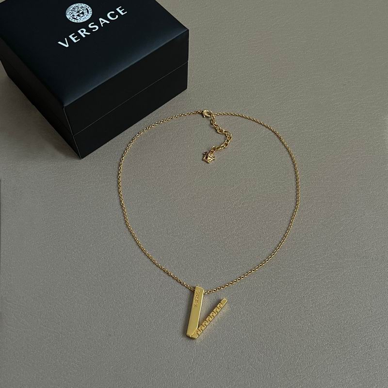 Versace necklace 03yxh180 (4)