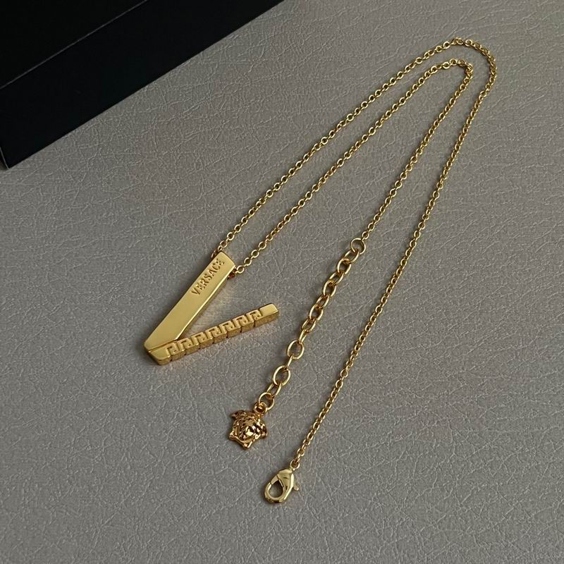 Versace necklace 03yxh180 (5)
