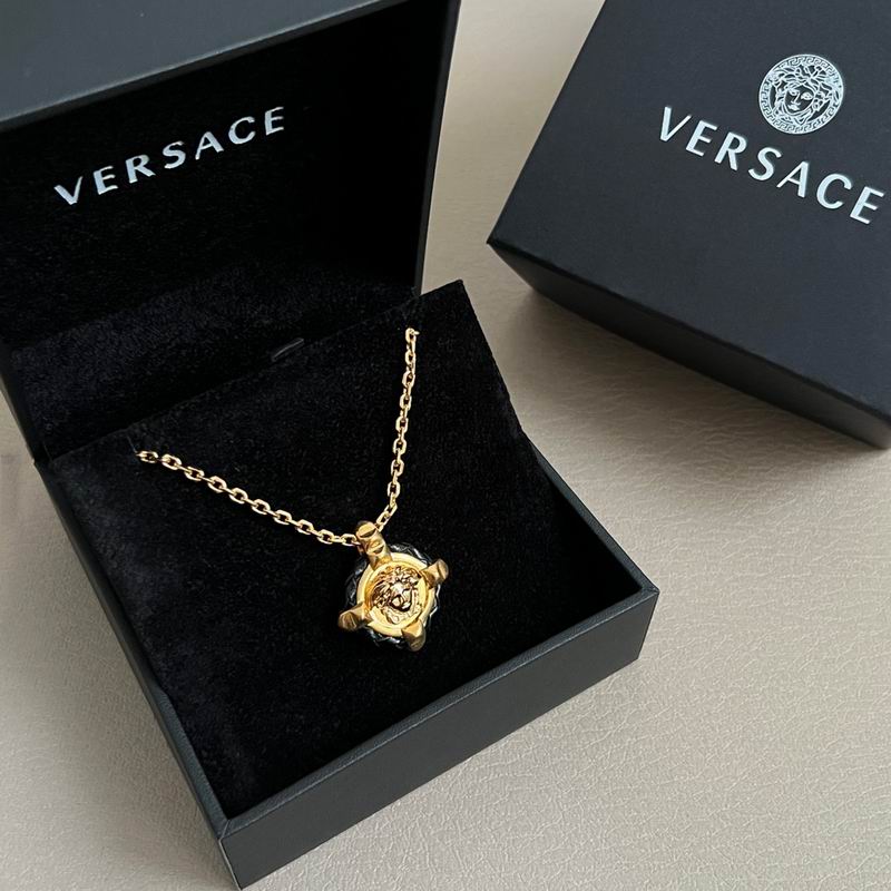 Versace necklace 03yxh181 (1)