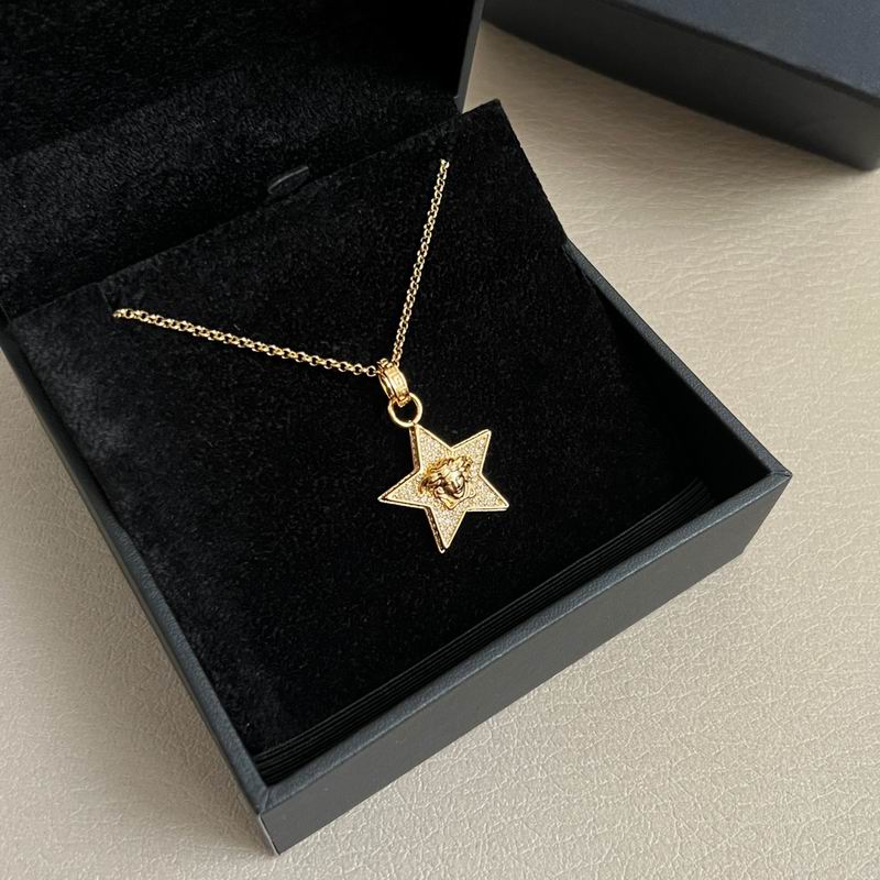 Versace necklace 03yxh182 (2)