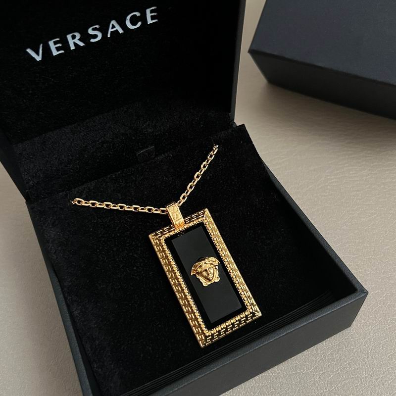 Versace necklace 03yxh184 (3)