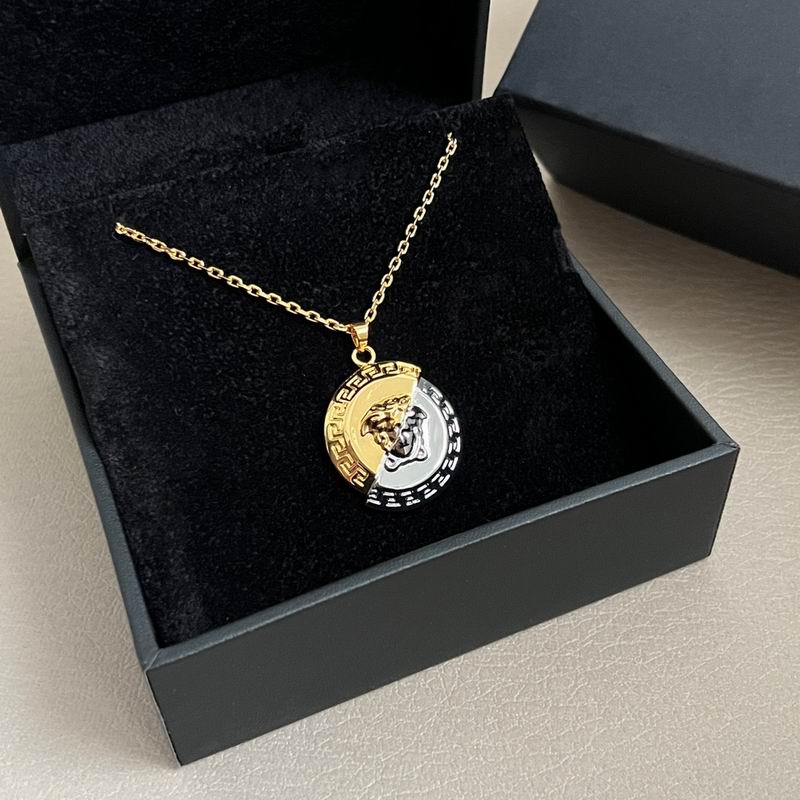 Versace necklace 03yxh187 (3)