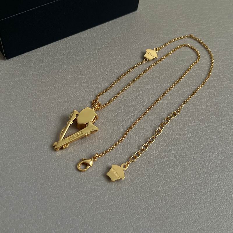 Versace necklace 03yxh190 (5)