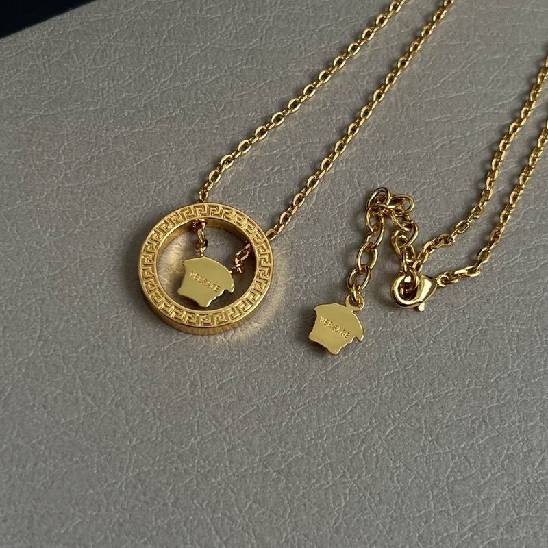 Versace necklace 03yxh191 (5)