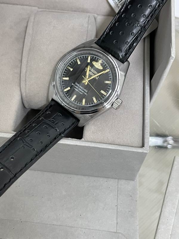 Vivienne Westwood 39mm 37 (7)