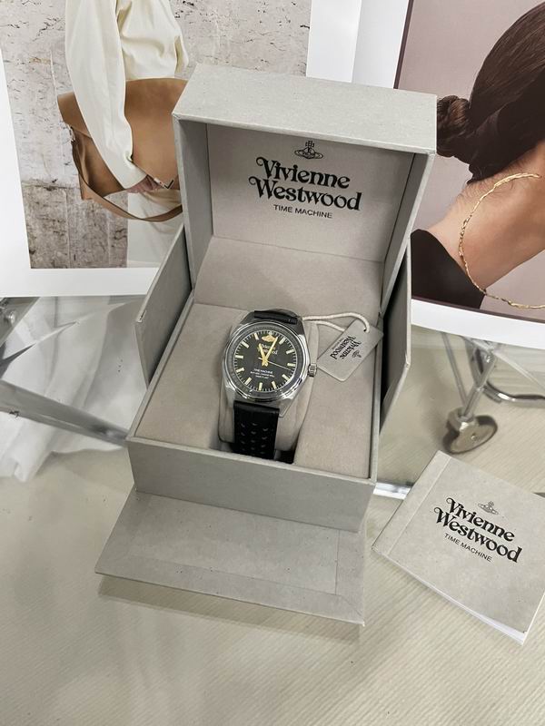 Vivienne Westwood 39mm 37 (9)