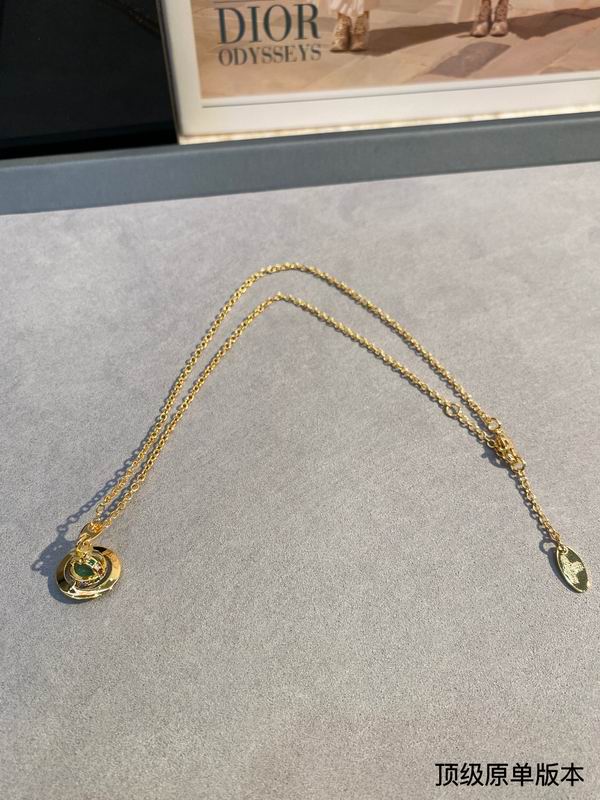 Vivienne Westwood necklace 03lyh211 (3)
