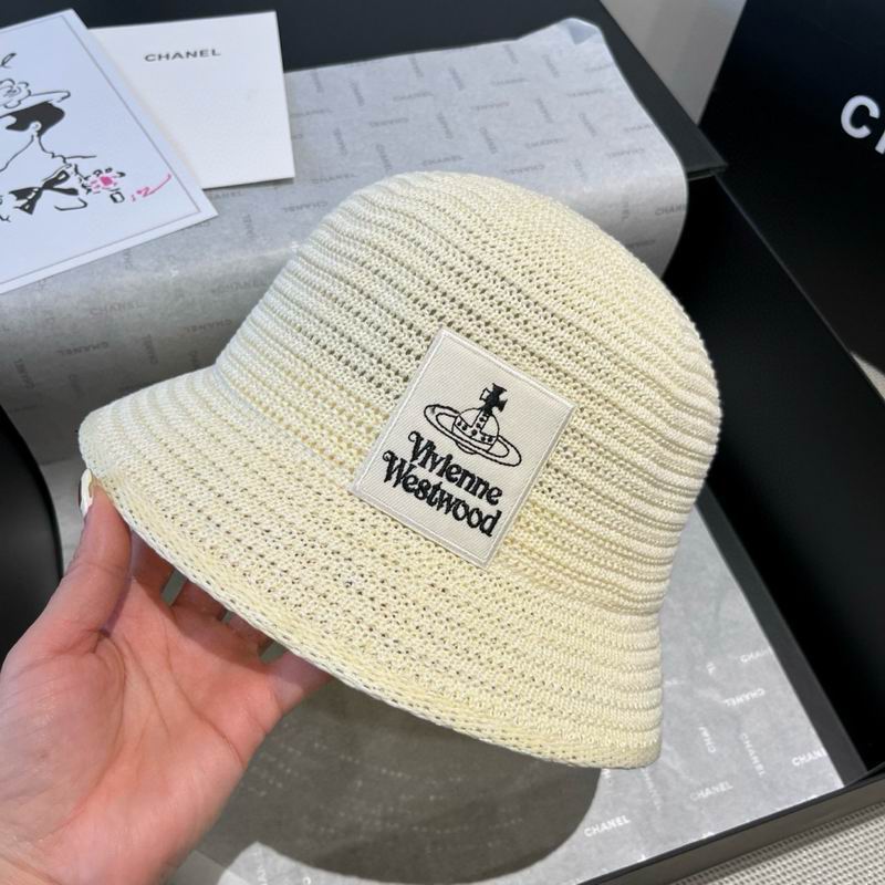 Vivienne Westwood top hat (25)