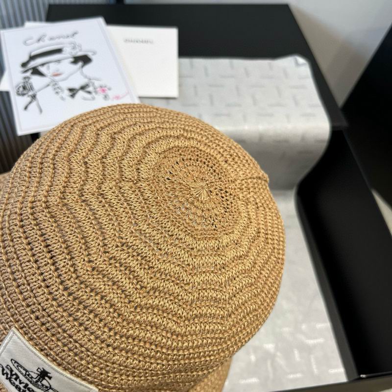 Vivienne Westwood top hat (7)