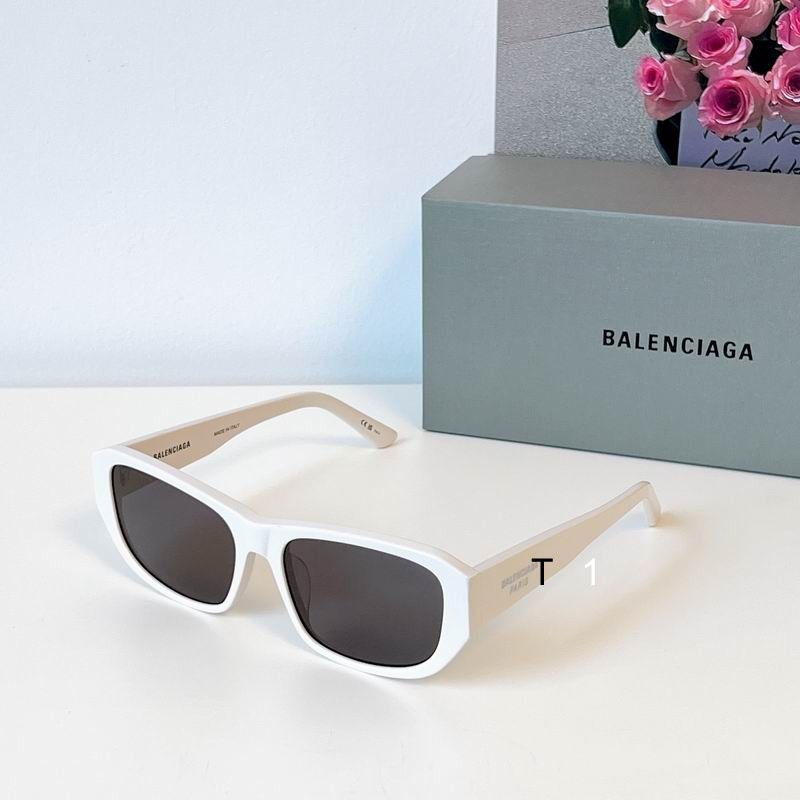 BALENCIAGBB0365S 57 17-145 a02
