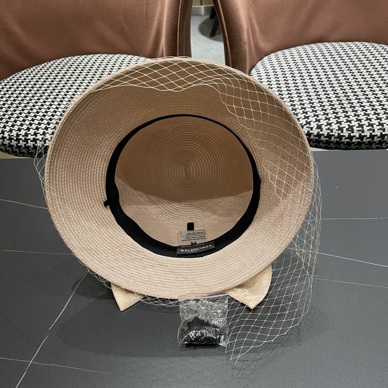 Balenciaga  top hat (2)