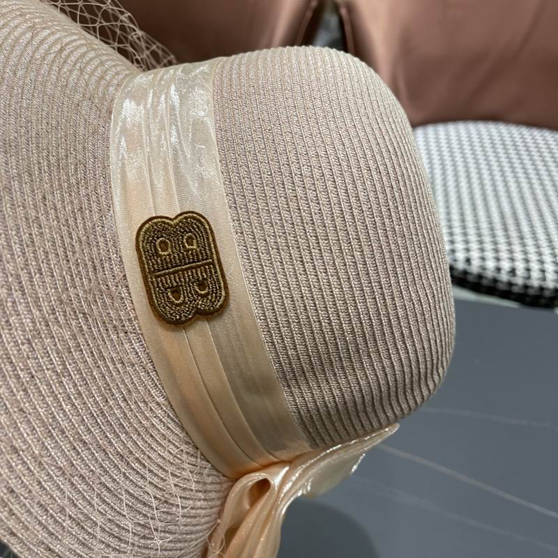 Balenciaga  top hat (4)