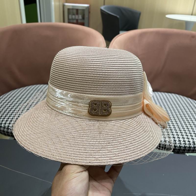 Balenciaga  top hat (5)