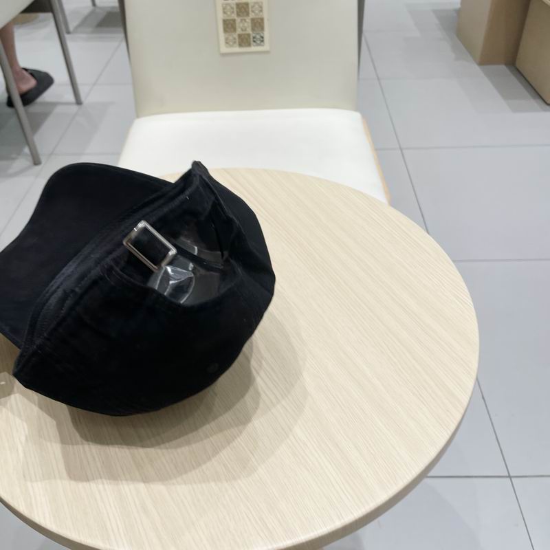 Balenciaga cap (40)