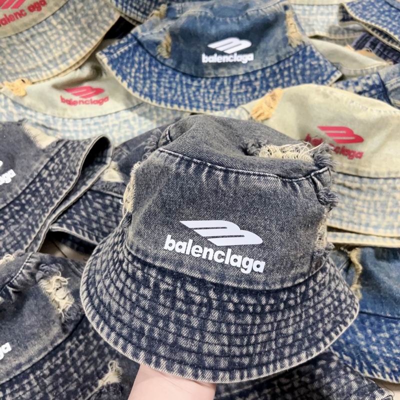 Balenciaga hat dx (1)