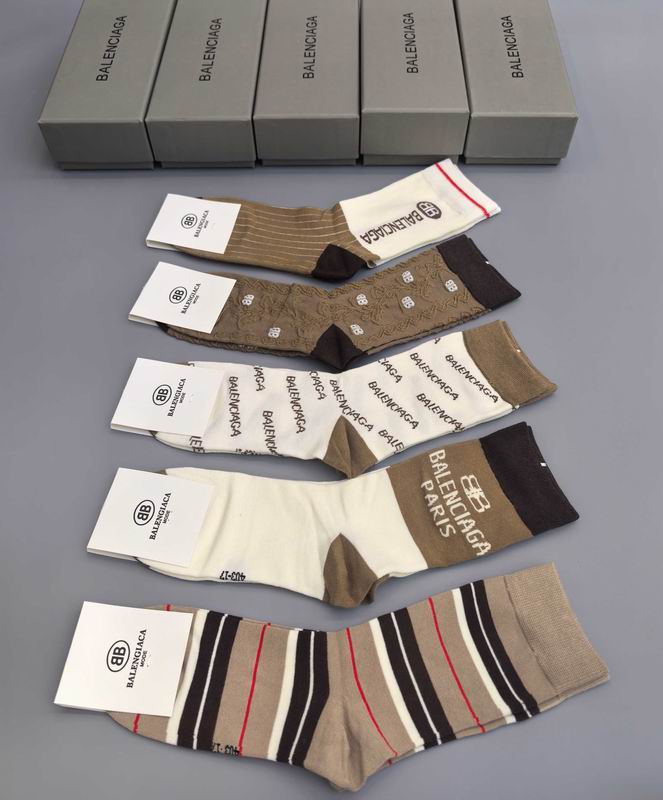Balenciaga socks (1)