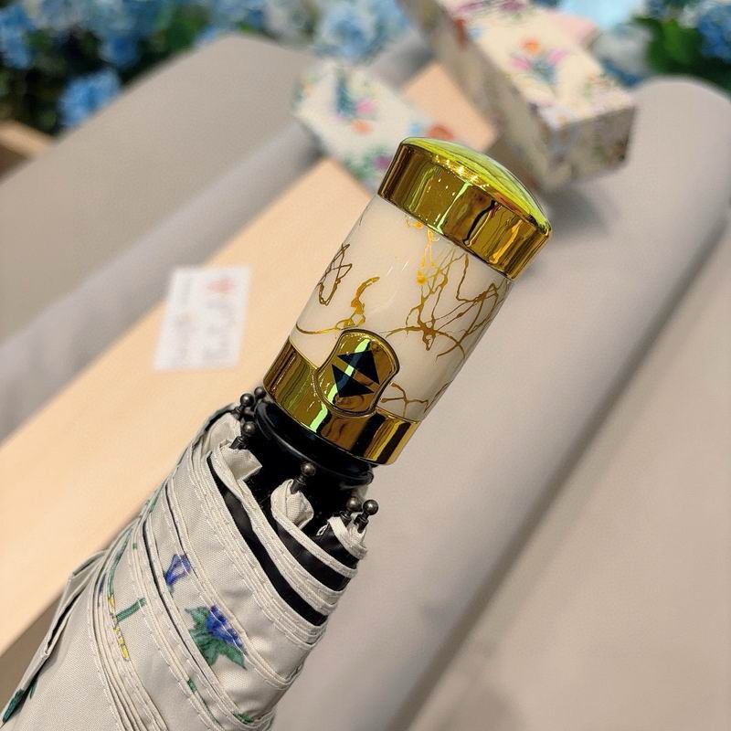 Balenciaga umbrella (12)