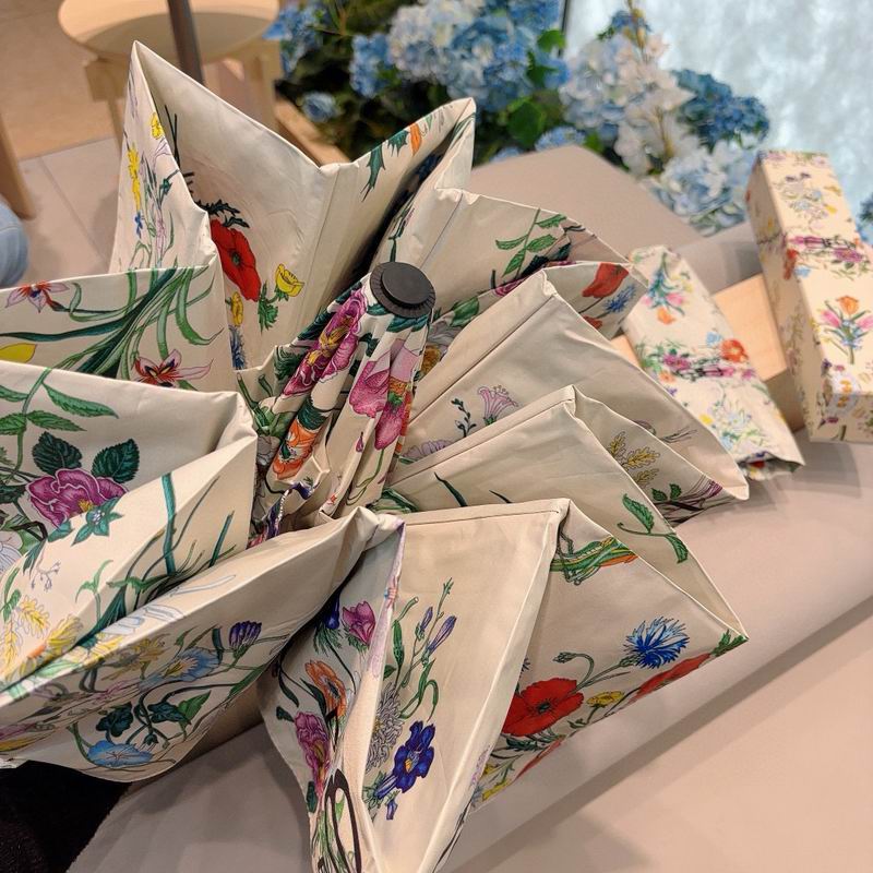 Balenciaga umbrella (13)