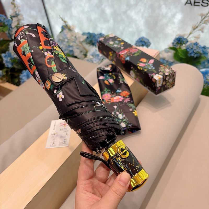 Balenciaga umbrella (3)