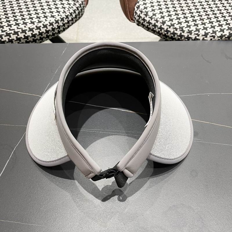 Balenciaga visor (29)