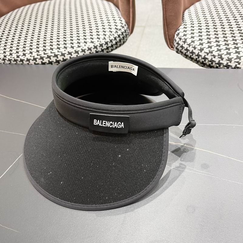 Balenciaga visor (41)
