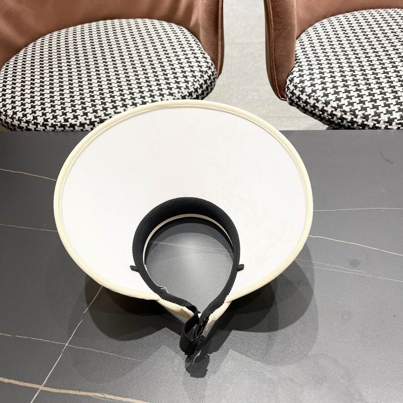 Balenciaga visor (47)