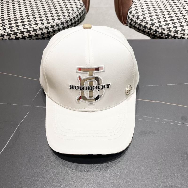 Burberry cap (70)
