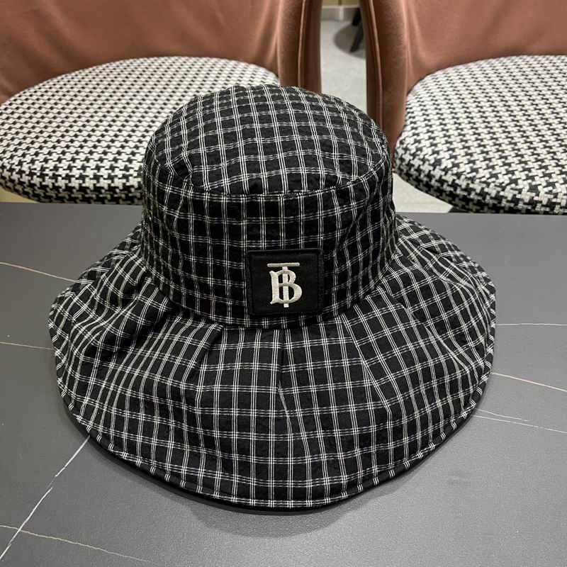 Burberry hat (22)