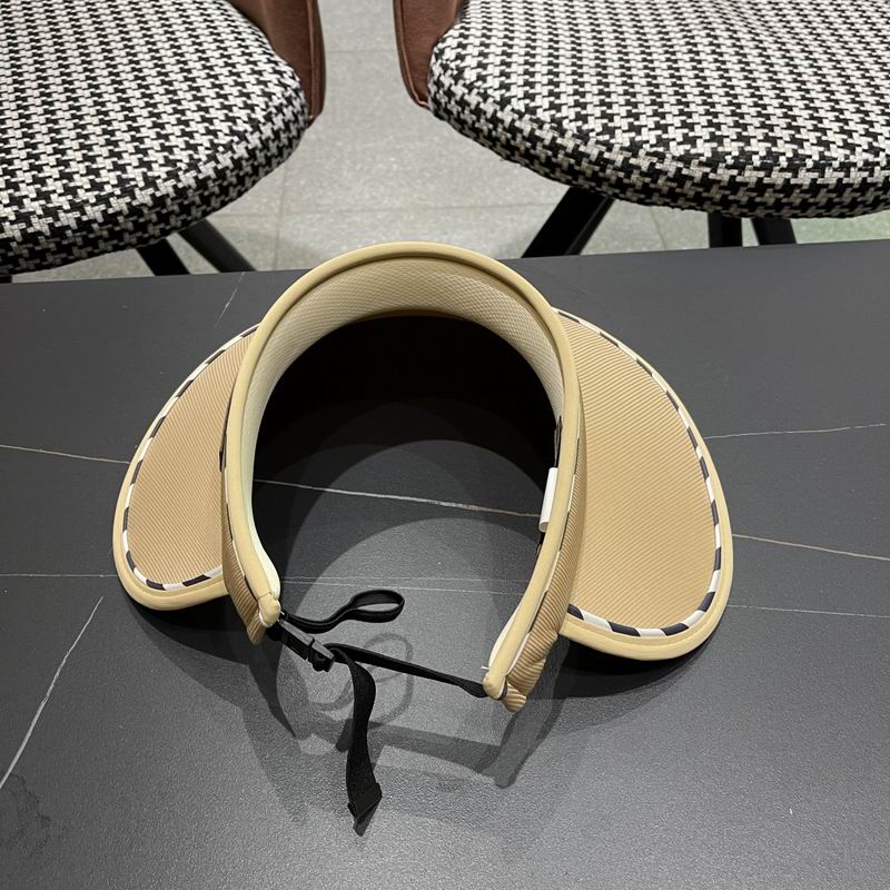 Burberry visor (17)