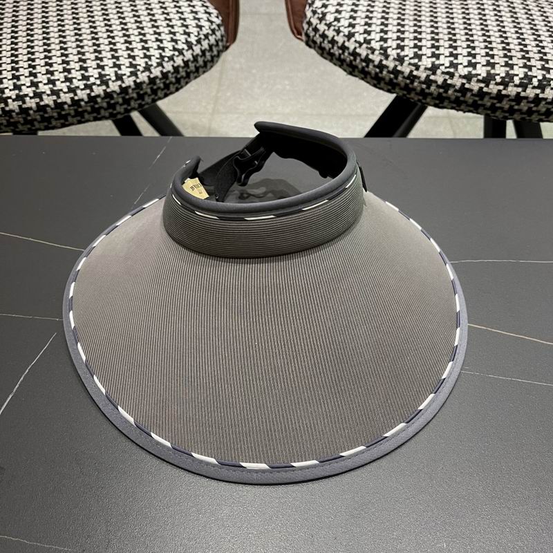 Burberry visor (41)