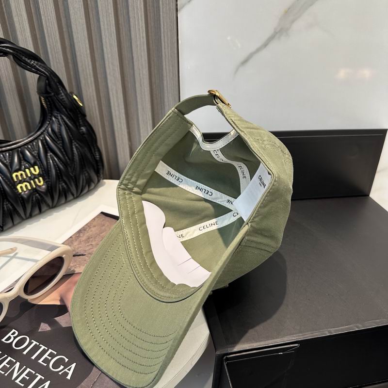Celine cap dx (70)