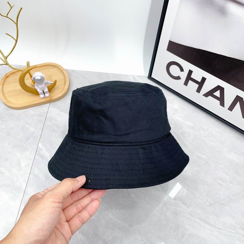 Celine hat dx (77)