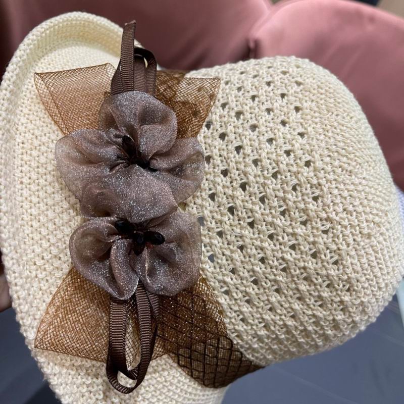 Celine top hat (180)