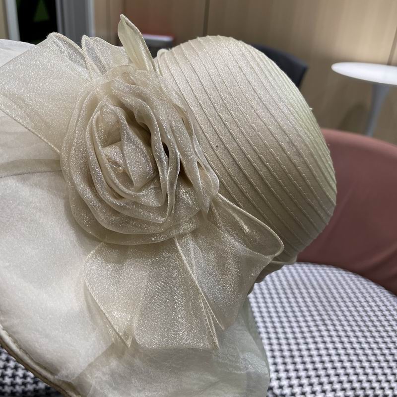 Celine top hat (204)