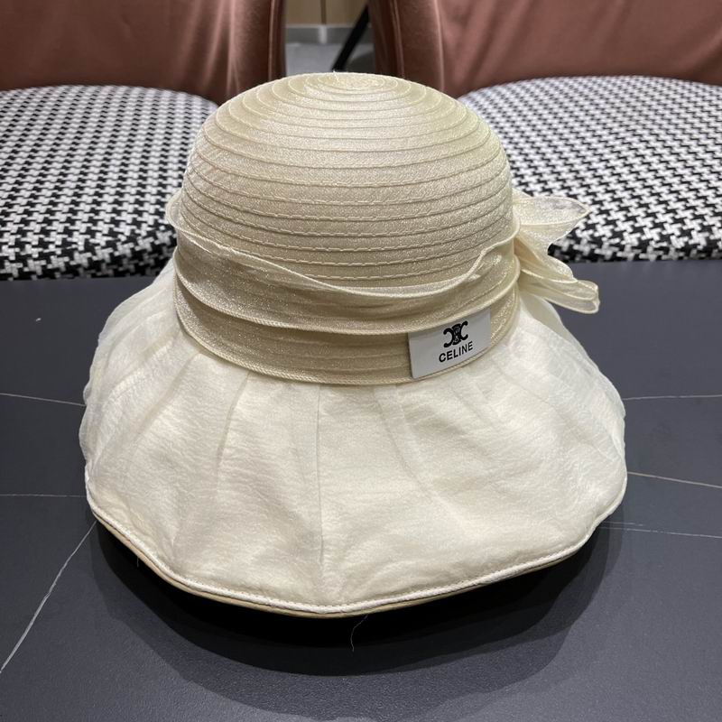 Celine top hat (210)