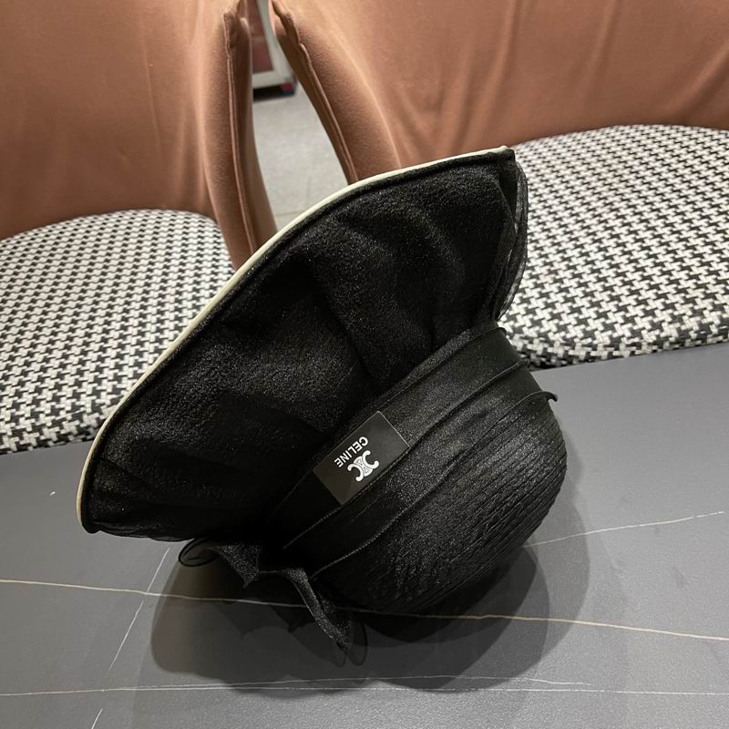 Celine top hat (216)